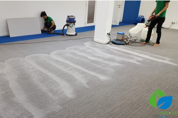 Giữ thảm trải sàn luôn như mới chỉ với vài mẹo đơn giản: Mẹo giữ thảm sạch đẹp và bền màu 