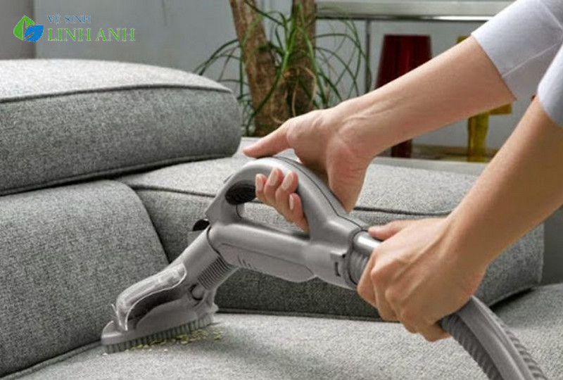 cách giặt ghế sofa vải nhanh gọn tại nhà