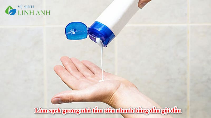 Hướng dẫn làm sạch gương nhà tắm chỉ trong vài phút