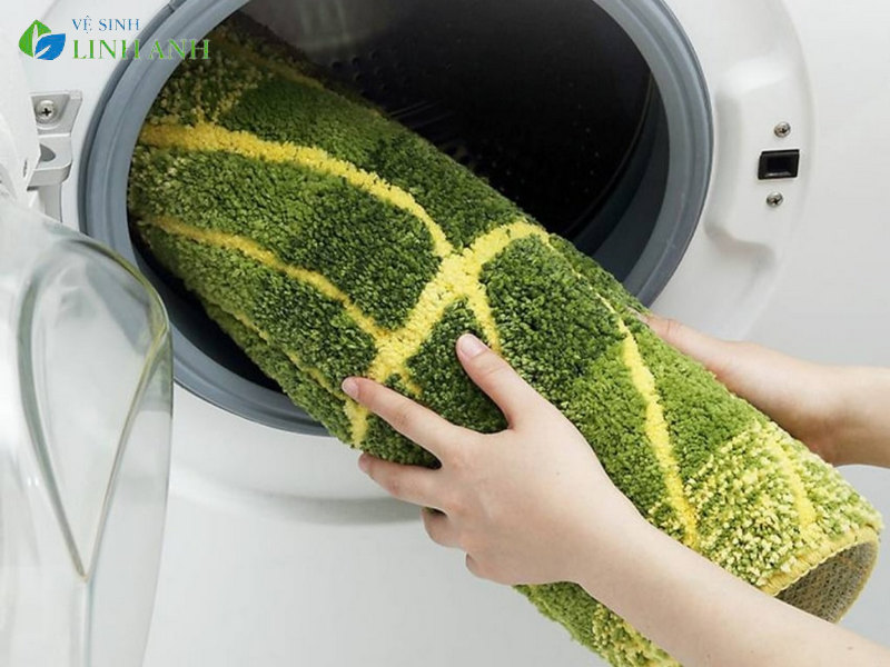 giặt thảm chùi chân bằng máy giặt đúng cách