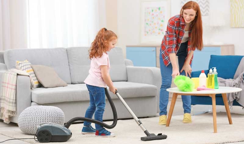 hút bụi và giữ sạch nhà thường xuyên