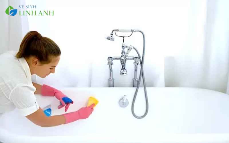 Cách khắc phục bồn tắm bị ố vàng hiệu quả