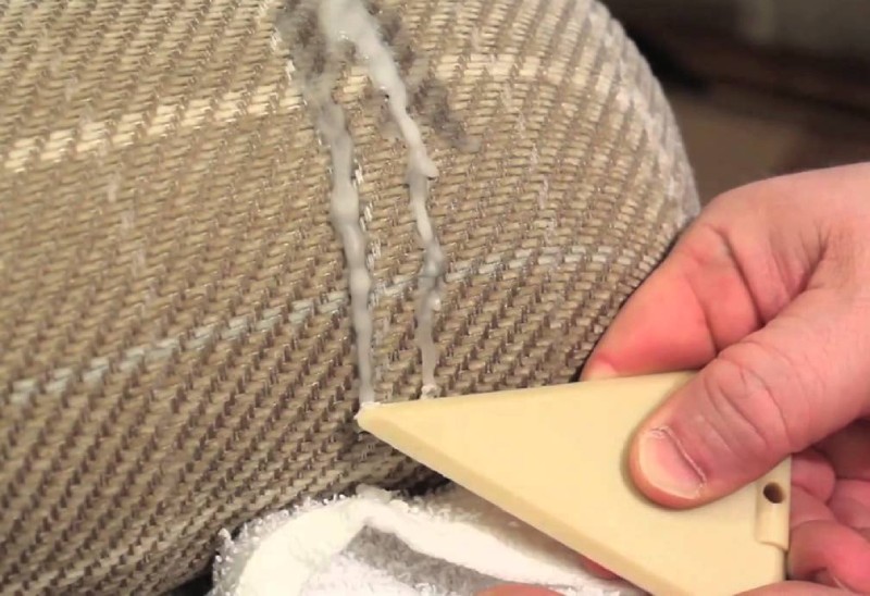 Cách tẩy keo nến