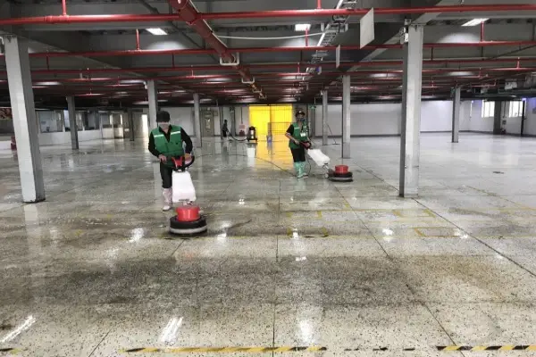 Có nên thuê dịch vụ vệ sinh doanh nghiệp của Linh Anh Clean tại Hà Nội?