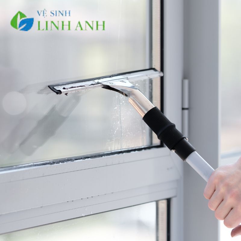 Dụng cụ vệ sinh công nghiệp