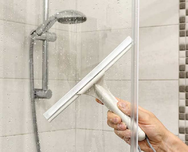 Kính nhà tắm bị ố - Hình 3