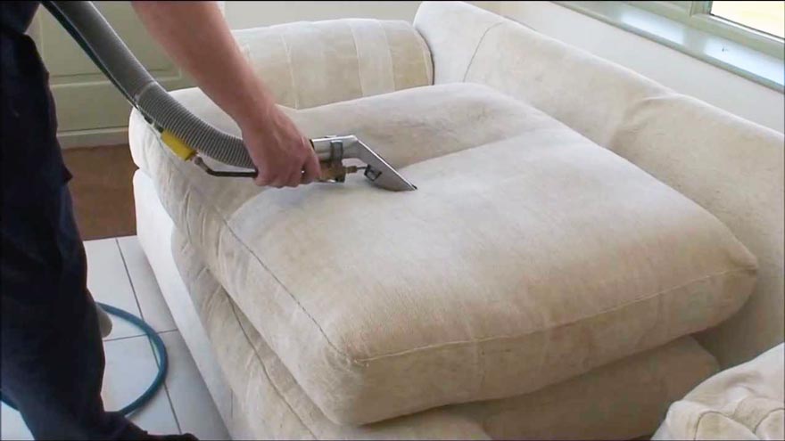 giặt ghế sofa tại nhà