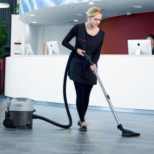 Những lợi ích khi thuê tạp vụ dọn vệ sinh văn phòng