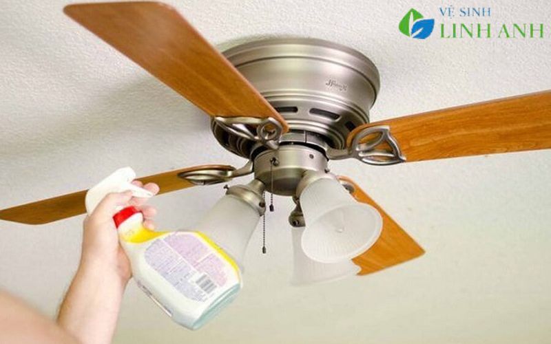 Lưu ý cơ bản khi vệ sinh quạt trần