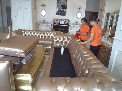 vệ sinh công nghiệp ghế sofa