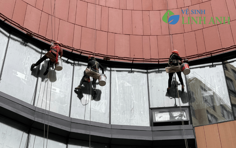 dịch vụ vệ sinh công nghiệp Hà Nội 