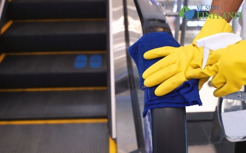 Giám sát vệ sinh công nghiệp là gì - Tuyển giám sát vệ sinh tại Hà Nội