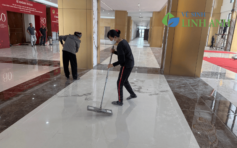 Giới thiệu vệ sinh công nghiệp Linh Anh Clean