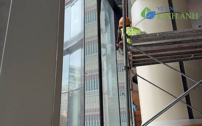 Hình ảnh vệ sinh công nghiệp thực tế đầy đủ các loại dịch vụ