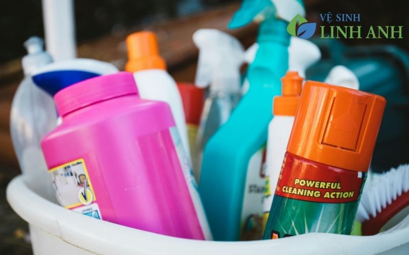 Hóa chất vệ sinh công nghiệp cần biết rõ nguồn gốc