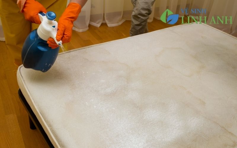 Dịch vụ giặt đệm tại nhà ở Hà Nội