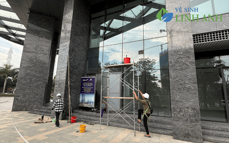 Vệ sinh sau xây dựng tại Hà Nội - Linh Anh Clean