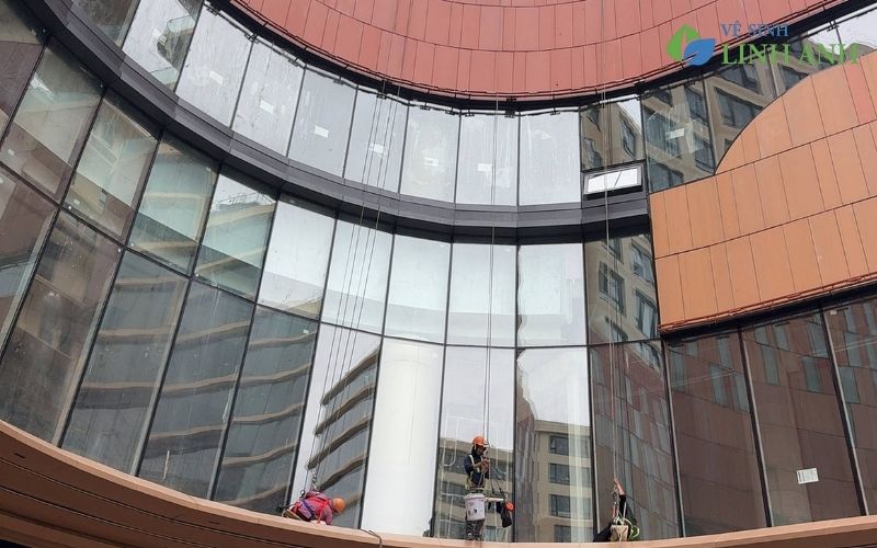 Báo giá dịch vụ vệ sinh công nghiệp tại Hưng Yên chuyên nghiệp giá rẻ 9 dịch vụ vệ sinh công nghiệp tại Hưng Yên Linh Anh Clean