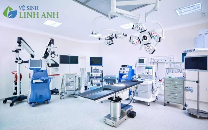 Vệ sinh bệnh viện tại Hà Nội