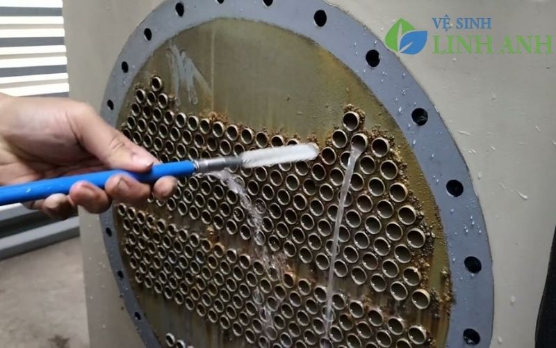 Dịch vụ vệ sinh đường ống công nghiệp uy tín chuyên nghiệp tại Hà Nội 11 Vệ sinh đường ống công nghiệp tại Hà Nội giá tốt