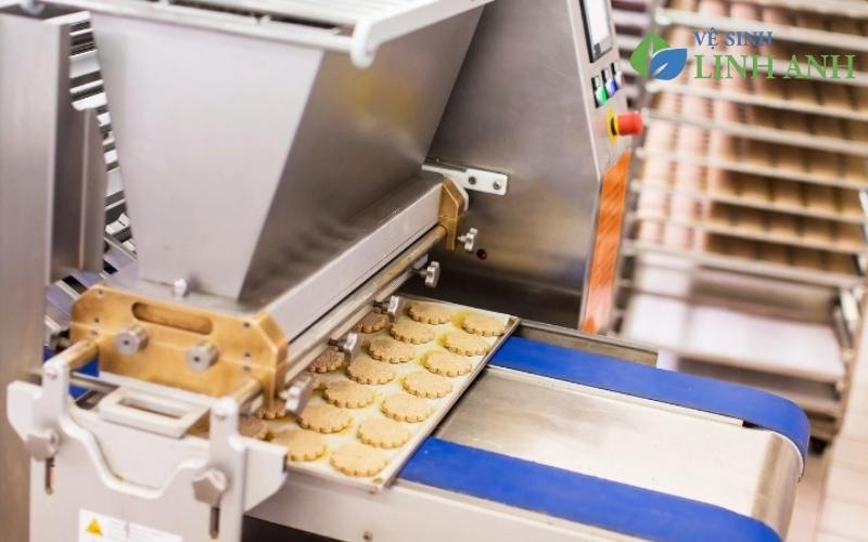 Quy trình vệ sinh nhà xưởng chuẩn công nghiệp - chi tiết từng bước tại Hà Nội
