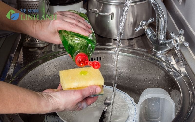 Cách làm nước rửa chén công nghiệp - công thức chi tiết từ A đến Z