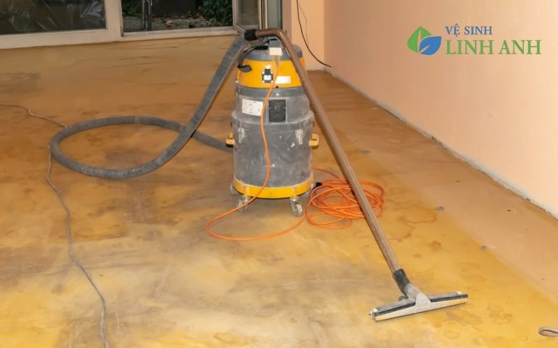 Có nên mua máy hút bụi công nghiệp? Phân tích chi tiết